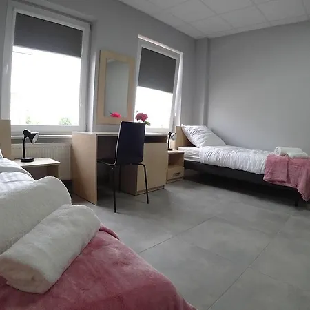 Apartamenty Kozienice アパートホテル