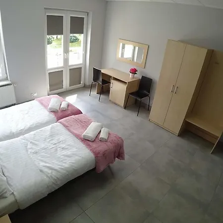 Apartamenty Kozienice 3* 科杰尼采