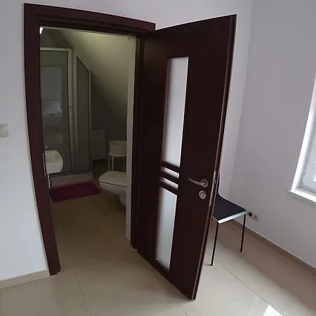 Apartamenty Kozienice 科杰尼采