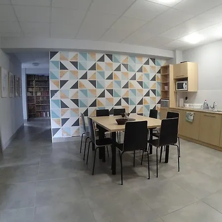 アパートホテル Apartamenty Kozienice